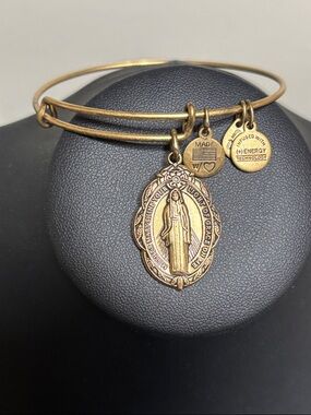 Alex and Ani Mother Mary Gold Religious Miraculous Medal Charm Bangle Bracelet
